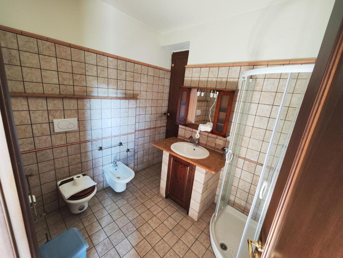 Le Grotte Bed & Breakfast Riposto Bagian luar foto