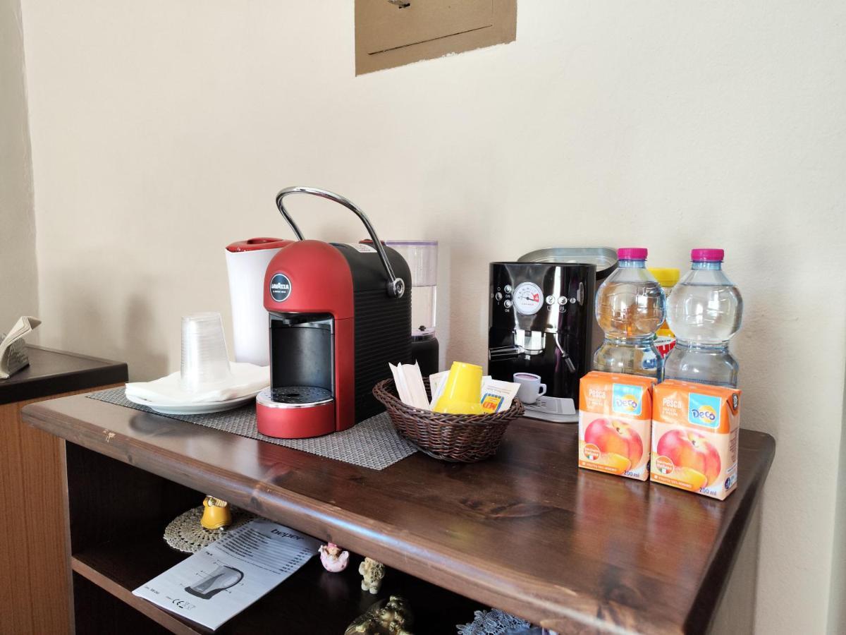 Le Grotte Bed & Breakfast Riposto Bagian luar foto